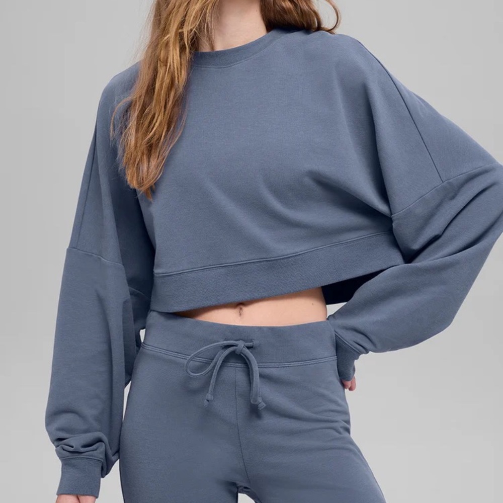Alo Cropped Sway Crew Neck Pullover - Bluestone - Medium